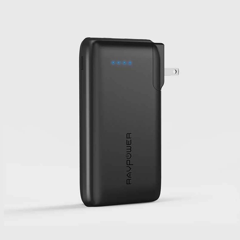 ⁦RAVPOWER 10050mAh Power Bank With AC Plug⁩ - الصورة ⁦2⁩