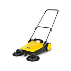 KARCHER S4 TWIN SWEEPER MACHINE
